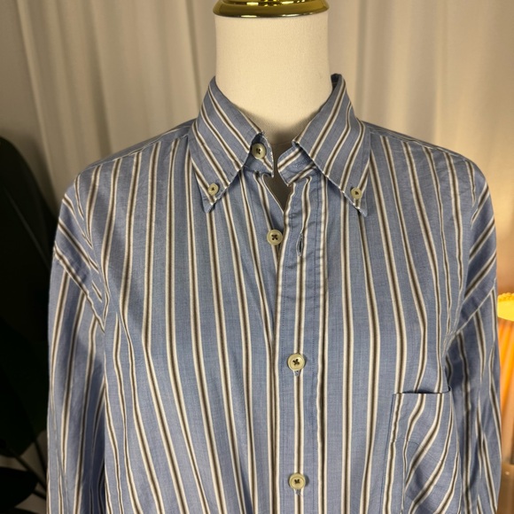 GANT Newport Poplin Striped Button-Down Shirt size Medium - Picture 2 of 8